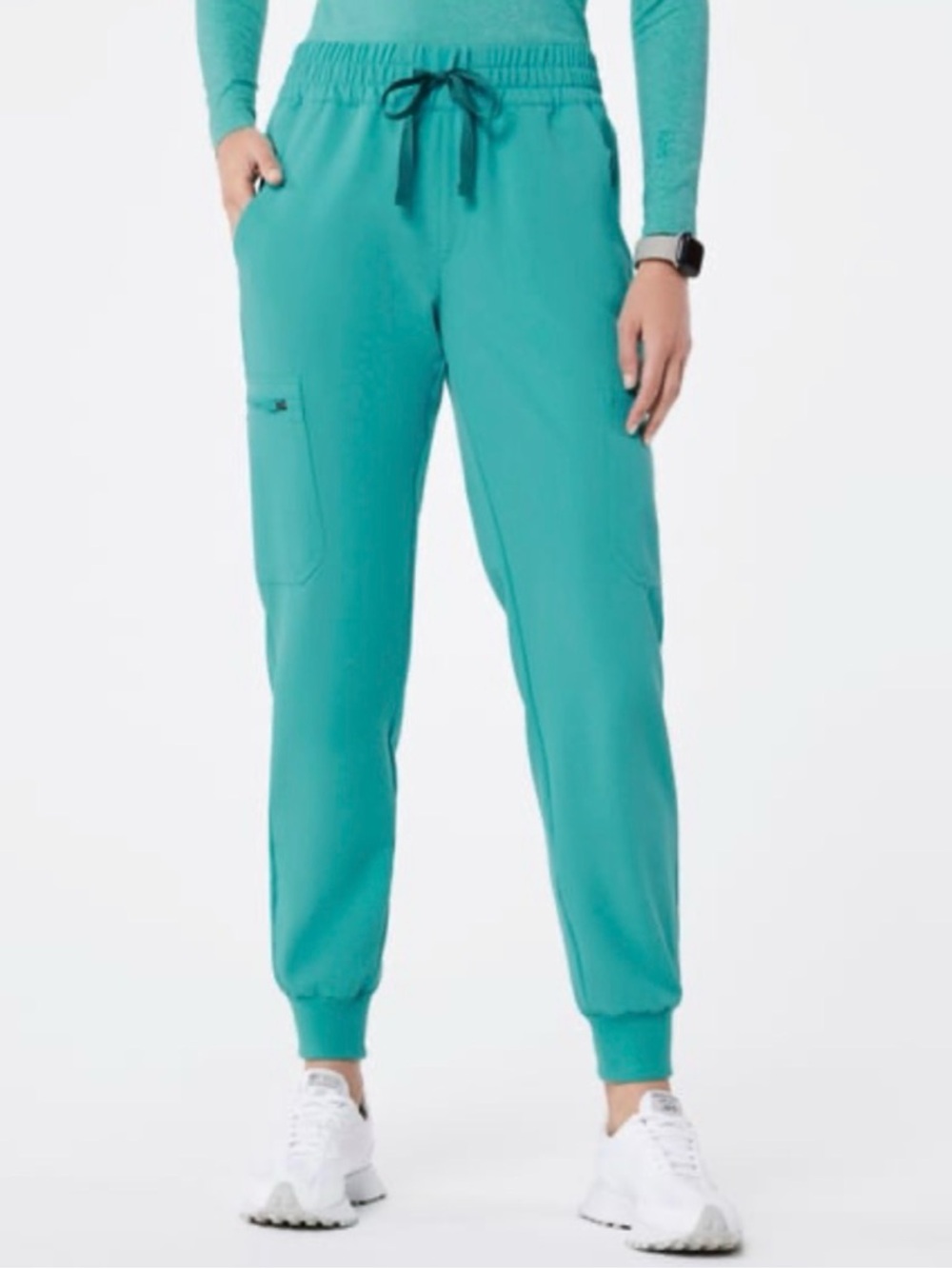 FIGS Women’s Relaxed Uman Jogger in Oasis